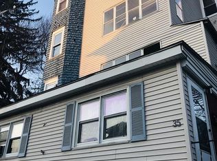 35 Upsala St APT 2, Worcester, MA 01610