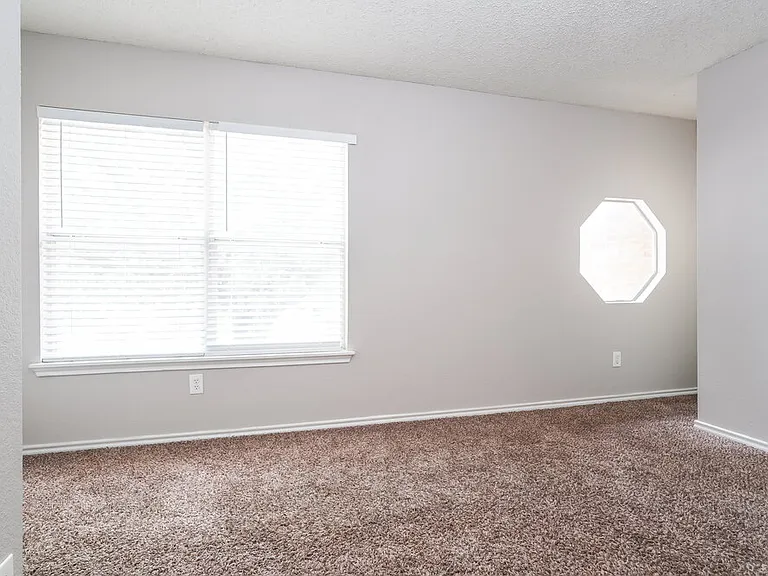 3156 Pine Valley Dr — Photo 14