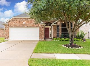 2715 Acacia Fair Ln, Fresno, TX 77545