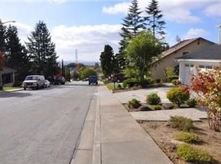 6000 Skyfarm Dr, Castro Valley, CA