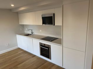 24 Fleet St #7B, Boston, MA 02113