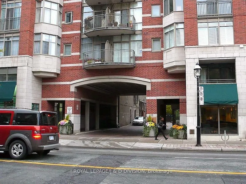 Building Photo