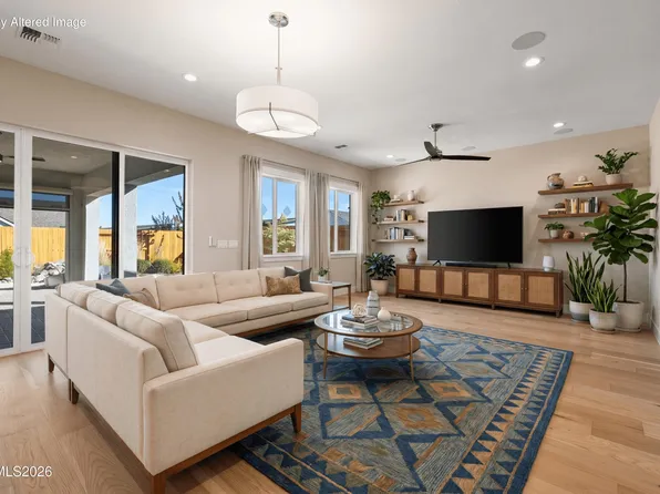 2225 Paint Horse Dr, Reno, NV 89521