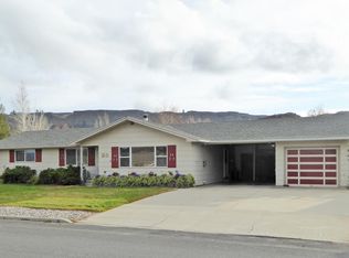 20 Sunset Dr, Electric City, WA 99123