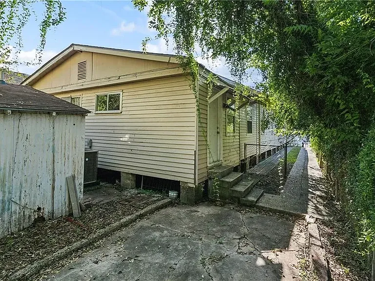 Off Street side lot parking + bonus storage