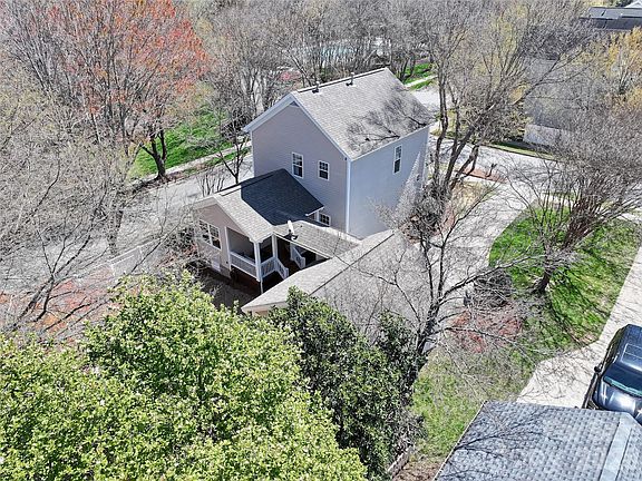 4th image of 8325 Strandhill Rd