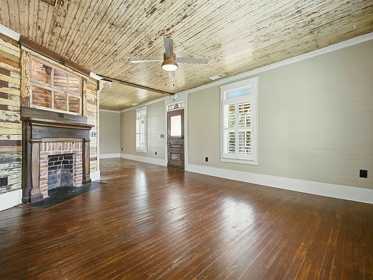 185 W Moreno St — Photo 7