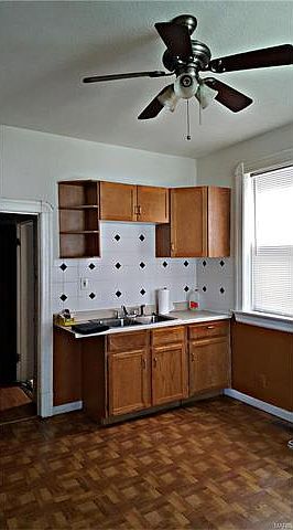 2nd image of 3138 Michigan Ave #40