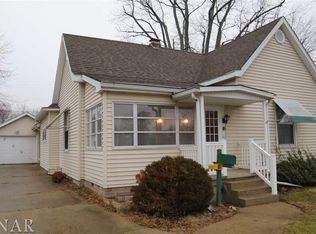 411 N Elm St, Clinton, IL 61727