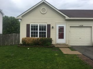 1420 Dahlgren Ln, Minooka, IL 60447