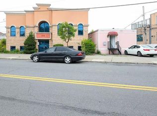 343 Sand Ln, Staten Island, NY 10305