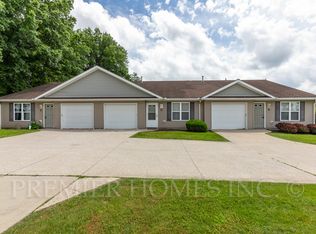 76 Meadow Wood Dr #A, Salem, OH 44460