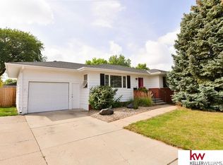 1501 Fairacres Dr, Fremont, NE 68025