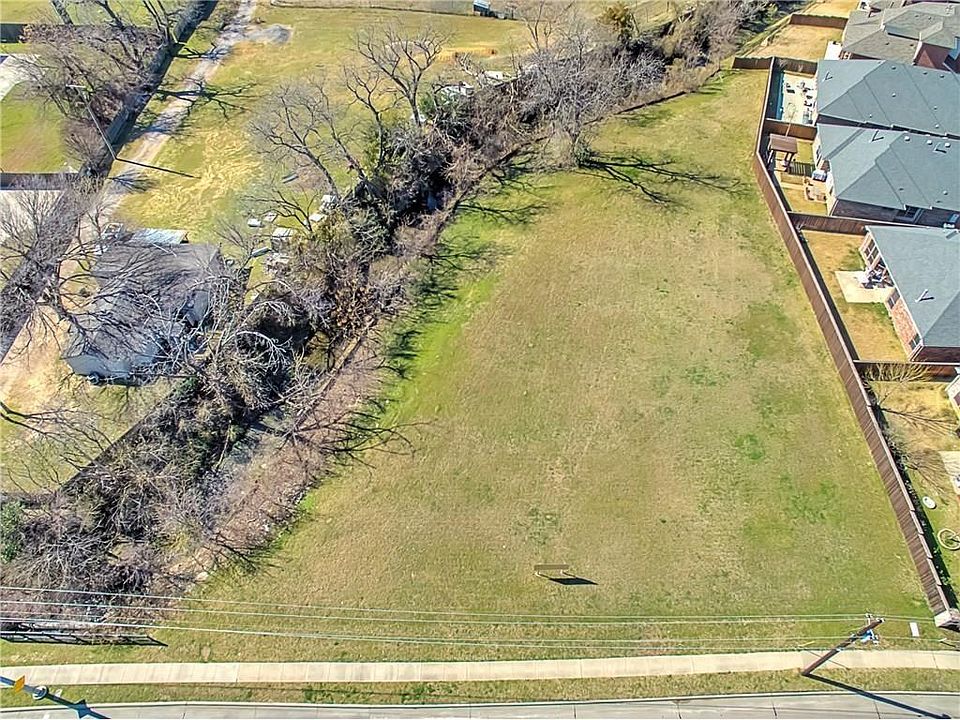 2nd image of 1875 S Macarthur Blvd