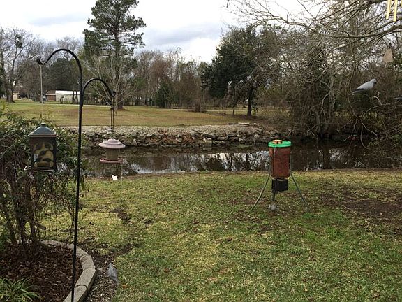 2nd image of 209 Hanson Dr