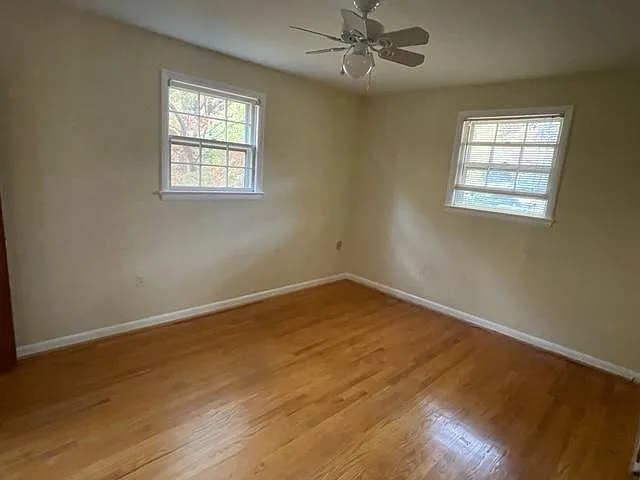 7616 Edmonston Rd — Photo 19