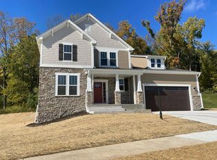 W239N7555 High Ridge Dr, Sussex, WI 53089