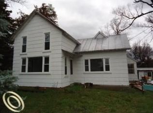 343 E Newburg Rd, Carleton, MI 48117