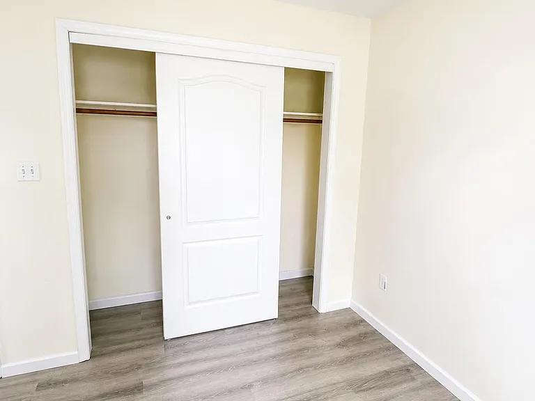 13 Talcott Pl — Photo 5