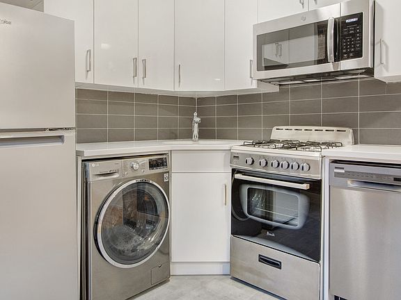 2nd image of 364 W 51st St APT 3W