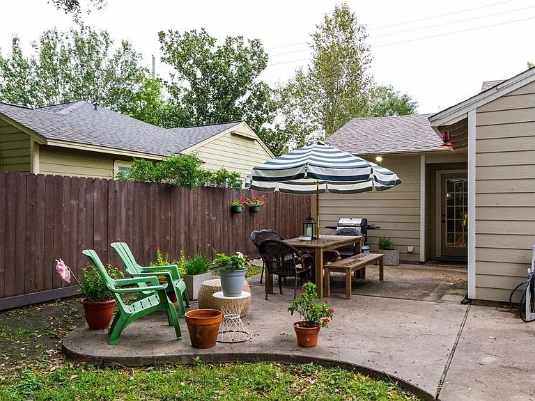 4607 Pine St — Photo 21