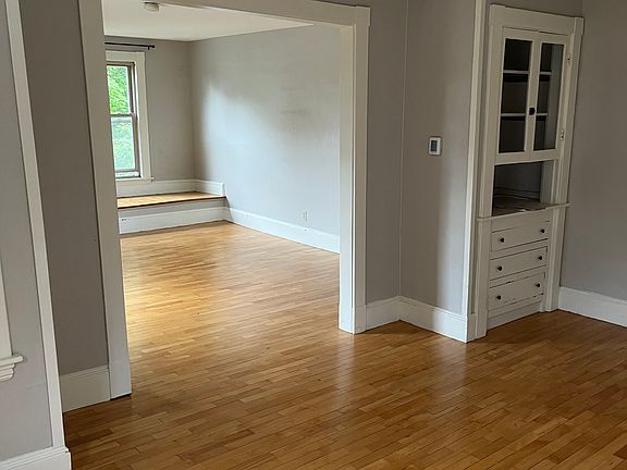 2nd image of 61 Roberts St #3