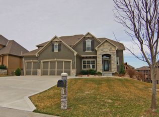 1708 NE Lashbrook Dr, Lees Summit, MO 64086