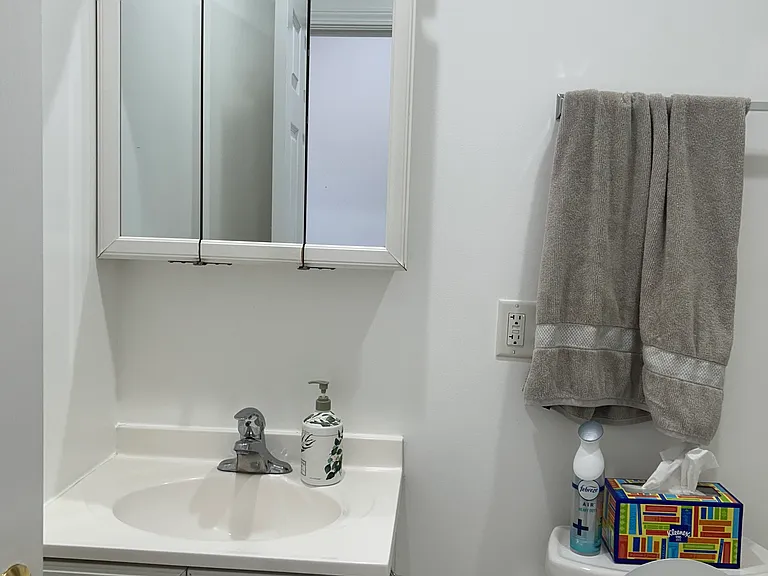 1731 W 17th St #8 — Photo 25