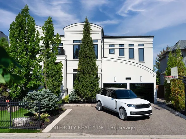 102 Cooks Mill Cres, Vaughan, ON L6A 0L1