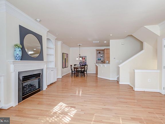 3rd image of 5057 Minda Ct