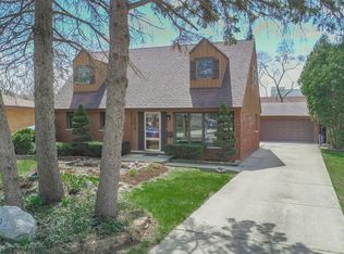 202 E Park Ave, Bloomingdale, IL 60108