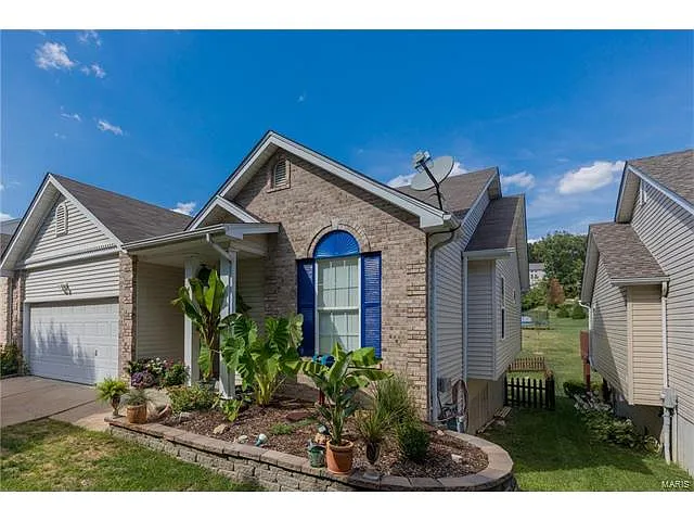 493 Winter Bluff Dr photo 1