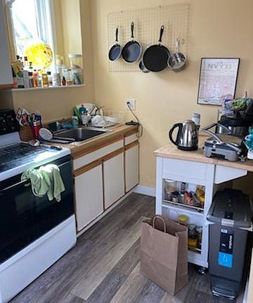 Kitchen, electric stove, new refrigerator (not in photo)