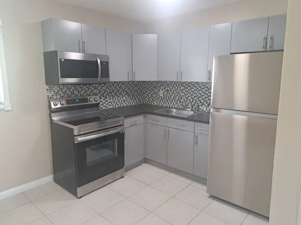 1410 NE 10th Ave APT 4, Fort Lauderdale, FL 33304