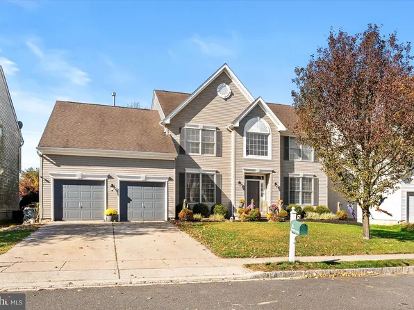 20 Greenbrier Dr, Westampton, NJ 08060