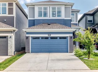 4018 Hawthorn Line SW, Edmonton, AB T6X 1Y6