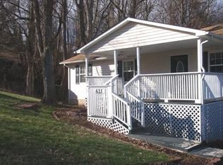 621 Range St, Elizabethton, TN 37643