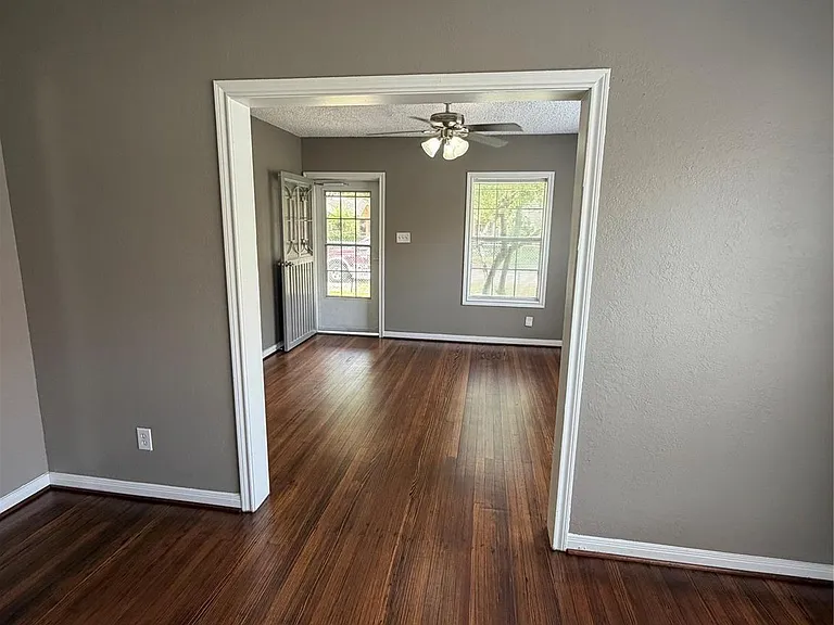 111 Inlane St — Photo 27