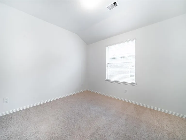 16323 Hillside Garden Ln — Photo 5