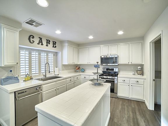 4th image of 44265 Camino Lavanda