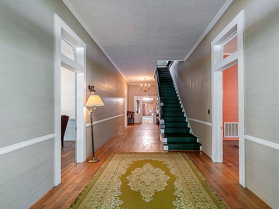 4th image of 99 W Main Street