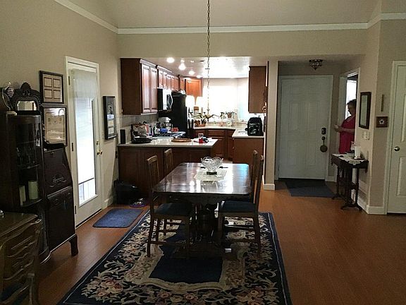 3rd image of 5815 Morgan Pl APT 31