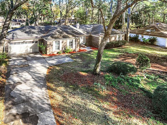 2nd image of 14121 Spanish Point Dr