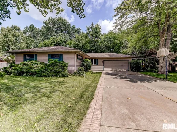 5 Prairie St, Auburn, IL 62615