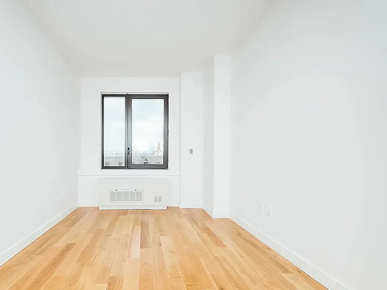 1801 Ocean Ave #8B — Photo 11