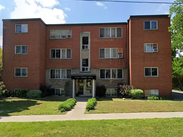 2393 New St, Burlington, ON L7R 1K1