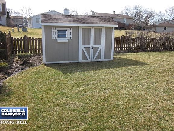 5th image of 4212 Forest Glen Dr