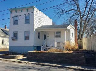 19 Elizabeth St, Saugerties, NY 12477