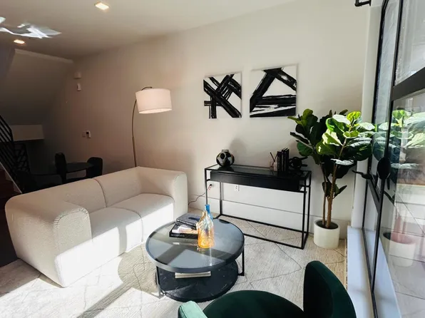 1288 Howard St #330, San Francisco, CA 94103