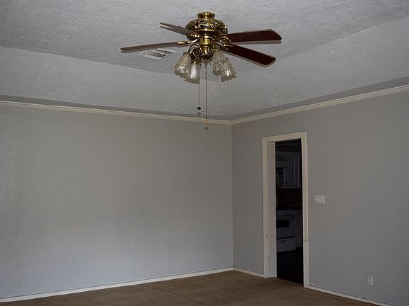3rd image of 1609 Avenue B
